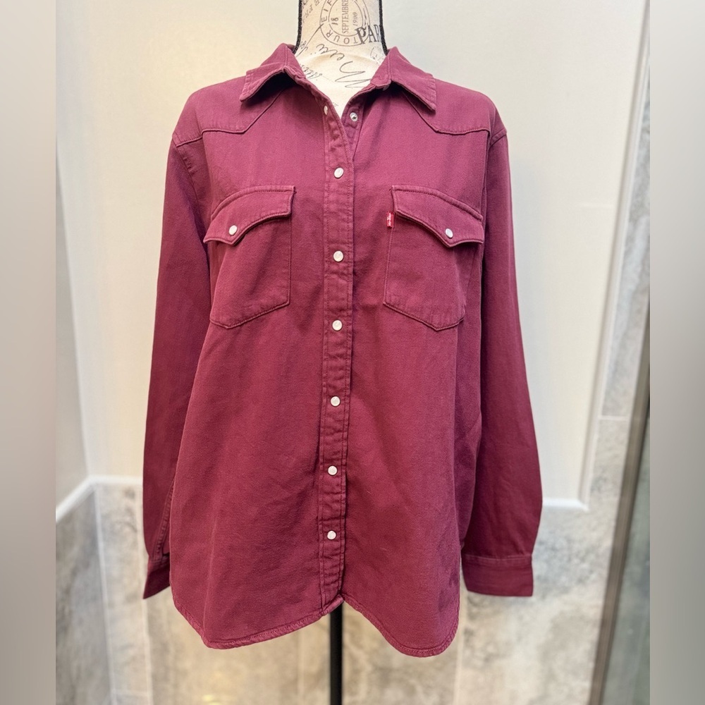 Levi's Women's Maroon Button Down Shirt